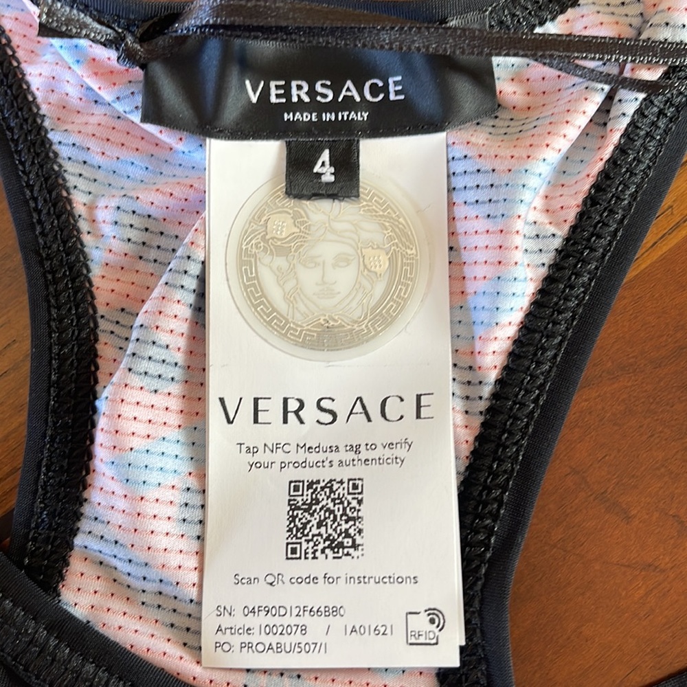 VERSACE NWT LA GRECA SIGNATURE ACCENT SPORTS BRA, BLACK/ORANGE, SIZE 4 (LG) - Picture 11 of 15